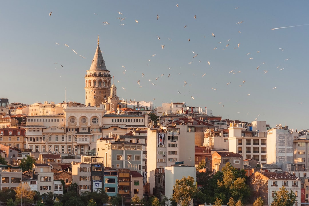 Galataport rıhtımında gün batımı yürüyüşü